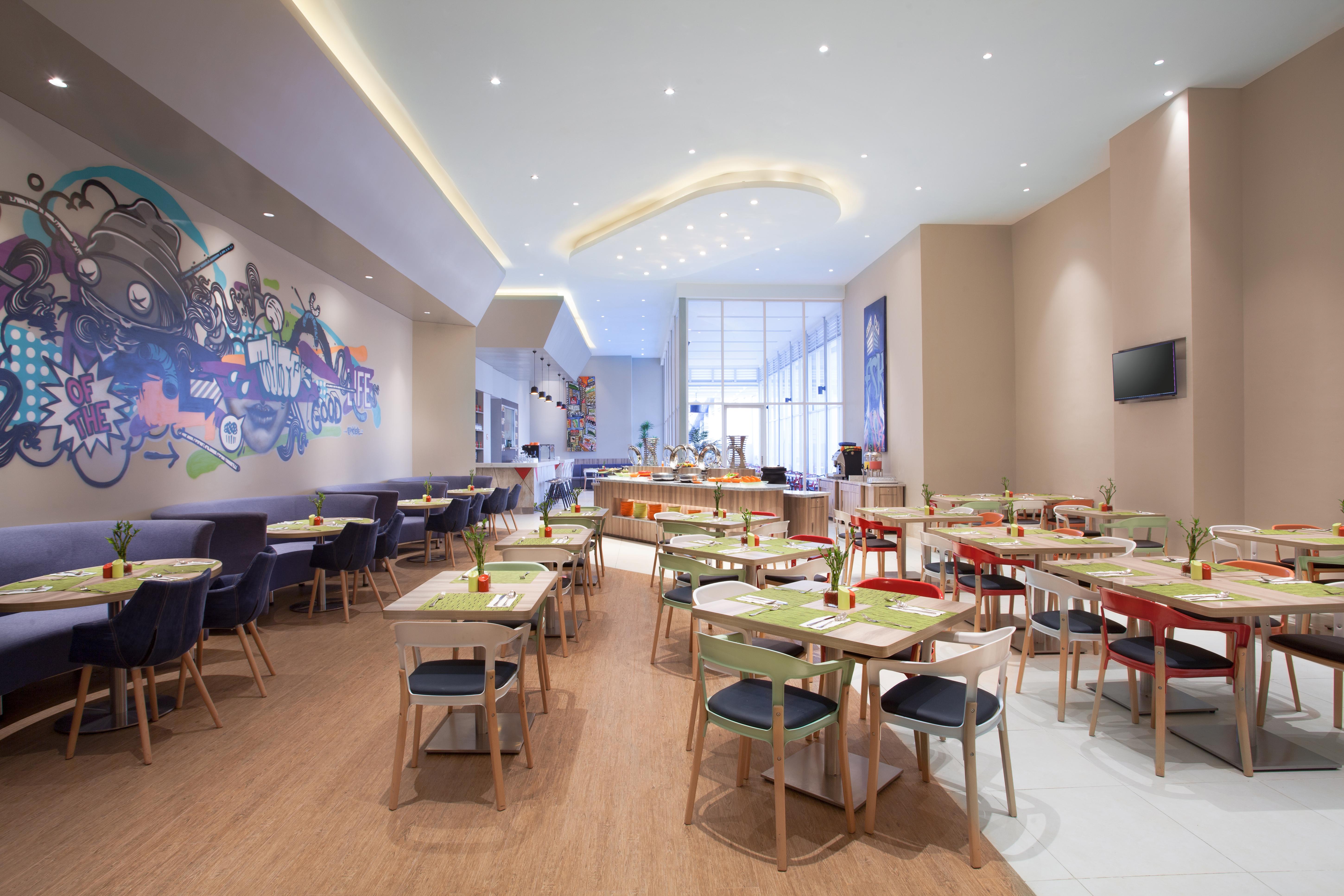 Ibis Styles Jakarta Mangga Dua Square Екстер'єр фото