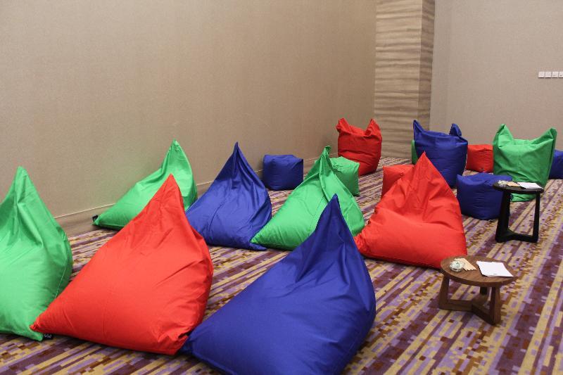 Ibis Styles Jakarta Mangga Dua Square Екстер'єр фото